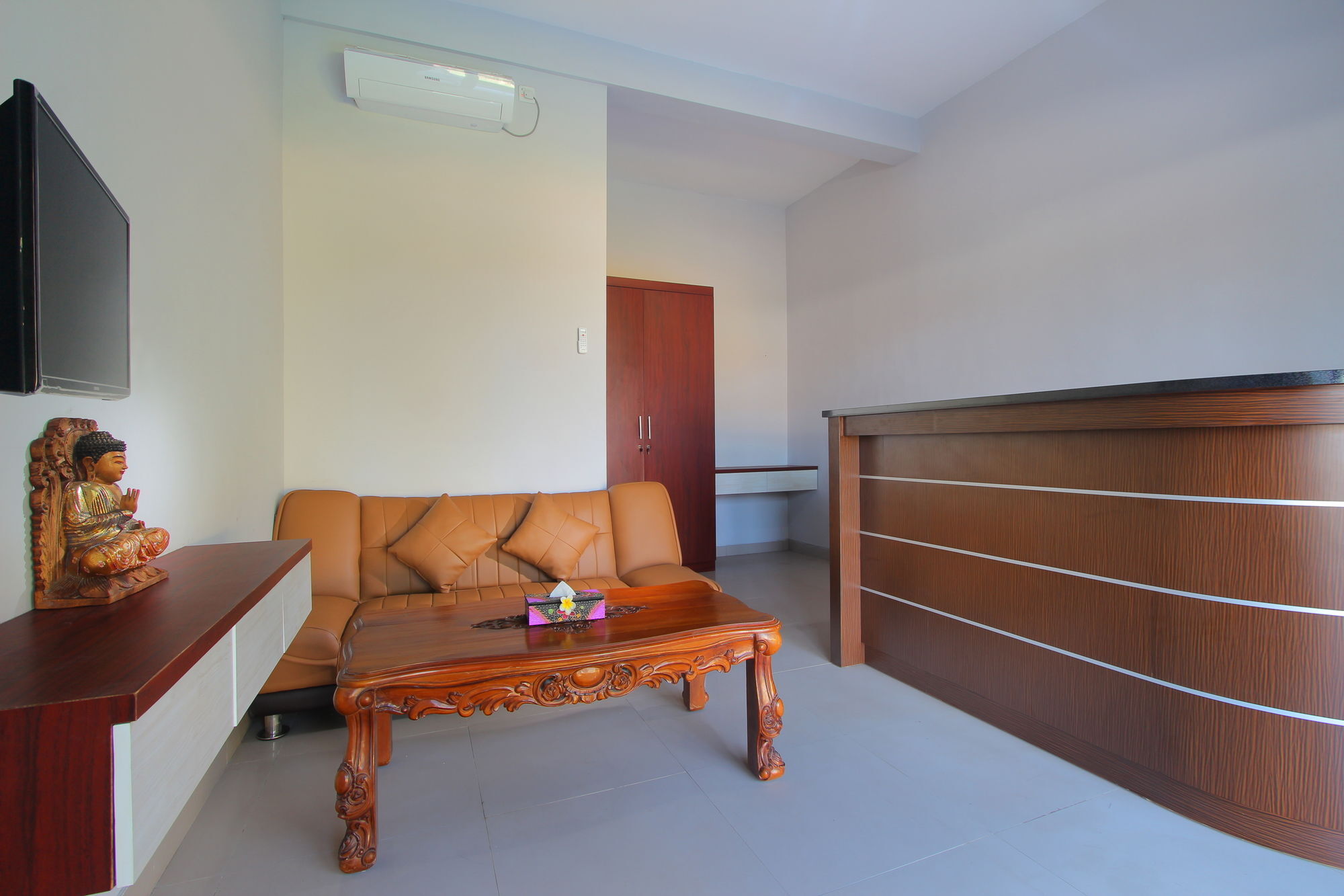 Srikandi Inn Kuta Selatan 外观 照片